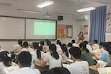 英语组开设读书分享会暨赵艳老师校级公开课